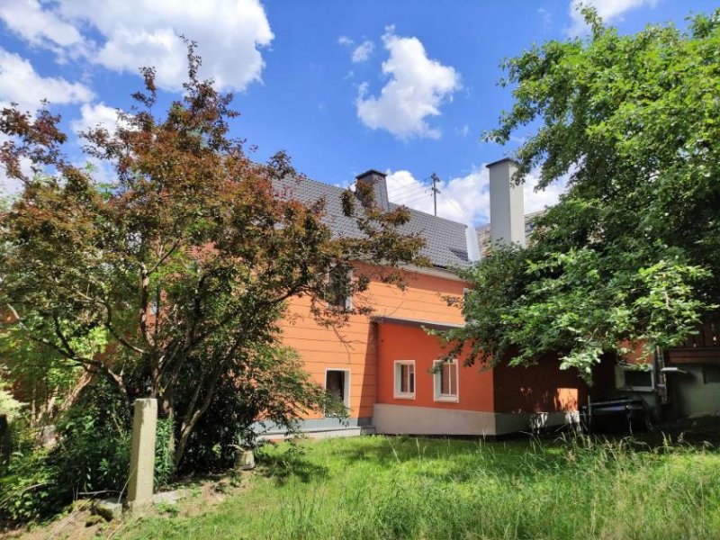 Konradsreuth Nähe Hof: 1-2 Fam.Haus mit Scheune, Halle, Stall und Werkstatt Haus kaufen
