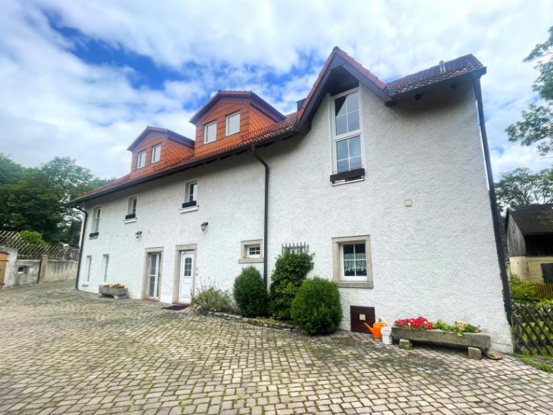 Regnitzlosau 1382 - Regnitzlosau: Anwesen zum Wohnen und Arbeiten Haus kaufen