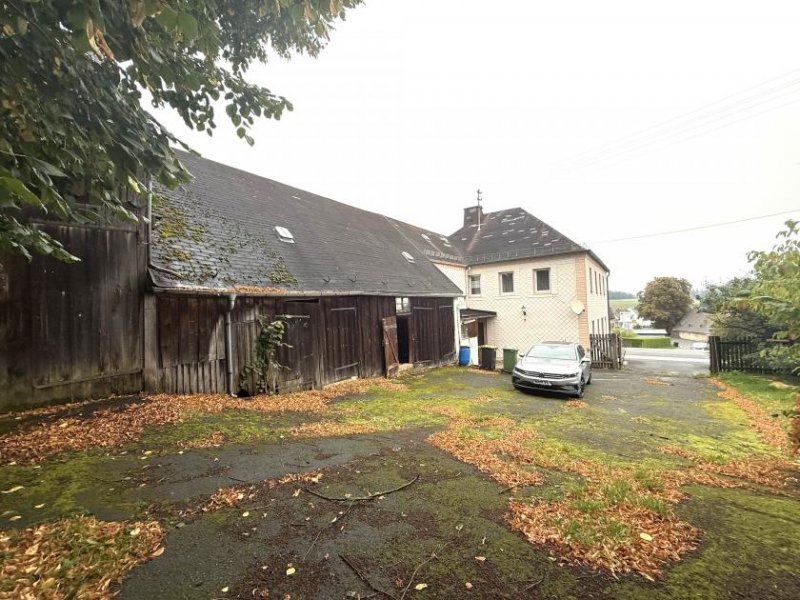 Helmbrechts 1381 - Helmbrechts: Einfamilienhaus mit Garten und Scheune Haus kaufen
