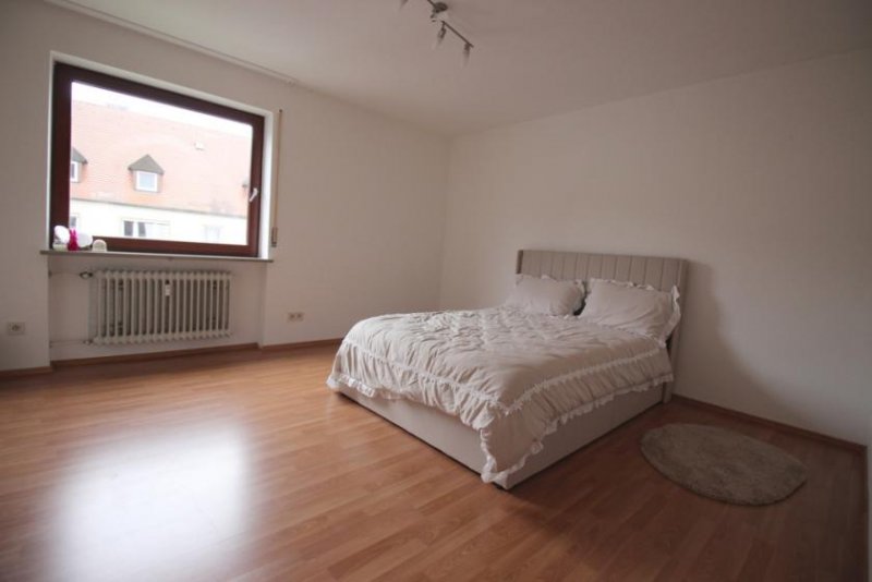 Kulmbach Kulmbach - Blaich. Große Wohnung mit herrlichem Balkon in Zentrumsnähe! Wohnung kaufen