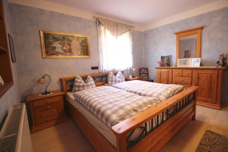 Mainleus Fit für die Zukunft. Hochwertiges Zweifamilienhaus mit topp Technik in Mainleus! Haus kaufen