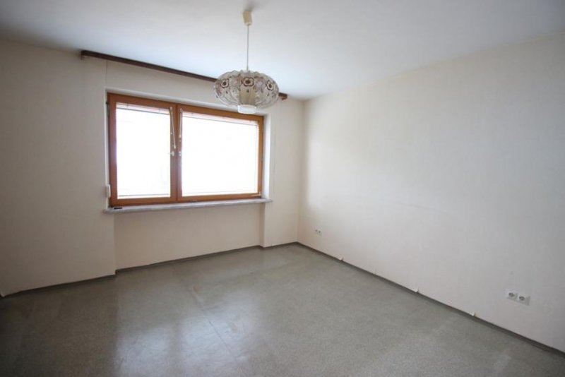 Stadtsteinach Platz für eine oder zwei Familien, großer Garten und ruhige Lage! Haus kaufen