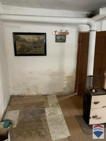 Neudrossenfeld ! Reduziert ! Naturliebhaber aufgepasst: Sanierungsbedürftiges EFH/ ZFH in wunderschöner Lage Haus kaufen