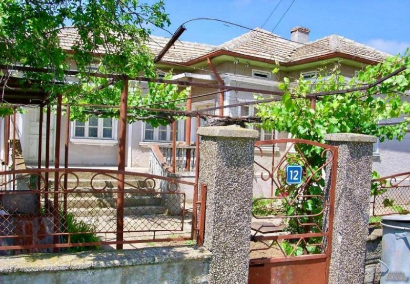 Balchik Einfamilienhaus in Balchik, 2 km vom Meer entfernt Haus kaufen