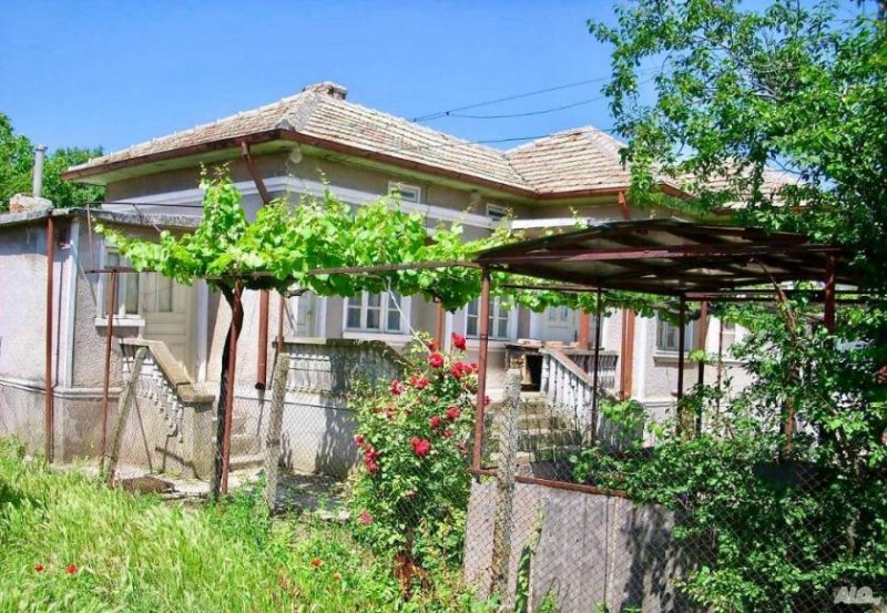 Balchik Einfamilienhaus in Balchik, 2 km vom Meer entfernt Haus kaufen