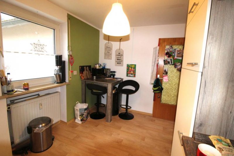 Kronach Großes Wohnhaus für 2 Familien!
Selbst nutzen, oder vermieten - entscheiden Sie selbst! Haus kaufen