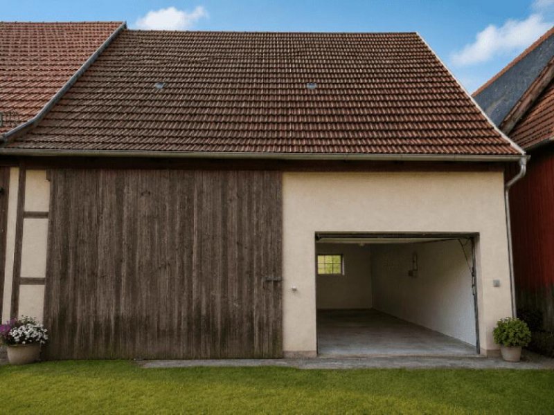 Fladungen Großzügiges Einfamilienhaus mit Scheune und Garage in ruhiger Lage von Fladungen / Rhön Haus kaufen