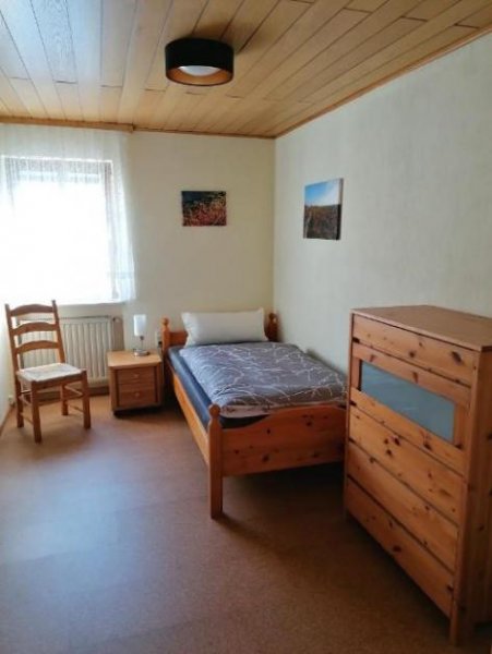 Fladungen Großzügiges Einfamilienhaus mit Scheune und Garage in ruhiger Lage von Fladungen / Rhön Haus kaufen