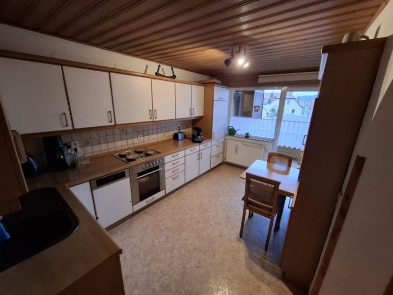 Maßbach Freistehendes Einfamilienhaus mit abgeschlossenen 650qm großem Grundstück im Ortskern Haus kaufen