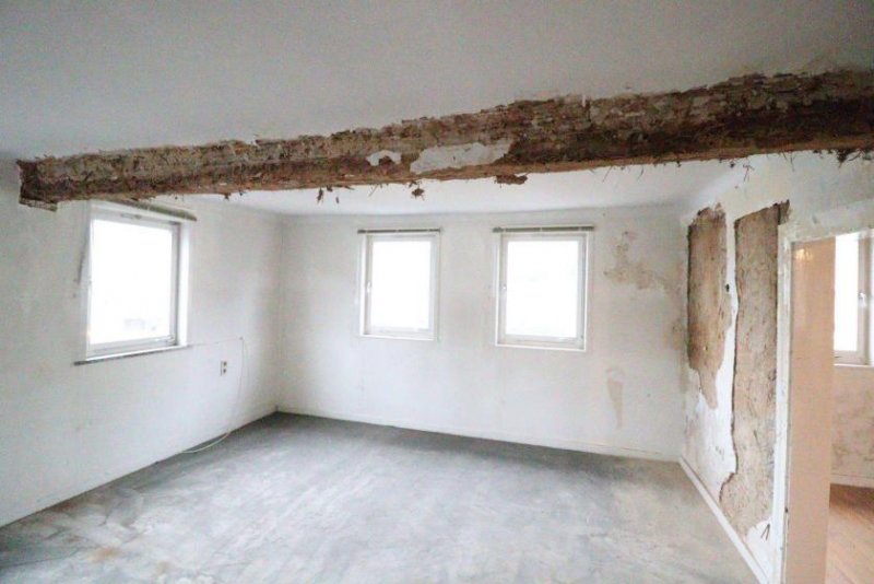 Obersinn WRS Immobilien - Landhaus mit Stil - ehemaliges Forsthaus Obersinn des Juliusspitals - Denkmal Haus kaufen