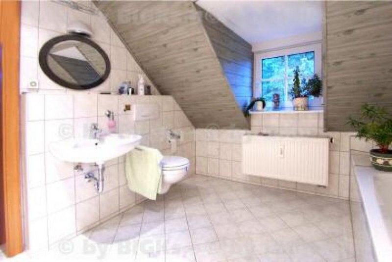 Suhl BIGKs: Suhl - Zweifamilien Haus zum Kauf mit 2-3 Wohnungen - nur für Selbstnutzer Haus kaufen