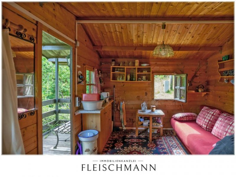 Suhl Ruhige Naturoase in Suhl - Erholung pur auf idyllischem Freizeitgrundstück Grundstück kaufen