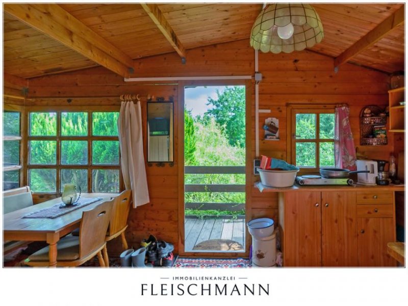 Suhl Ruhige Naturoase in Suhl - Erholung pur auf idyllischem Freizeitgrundstück Grundstück kaufen