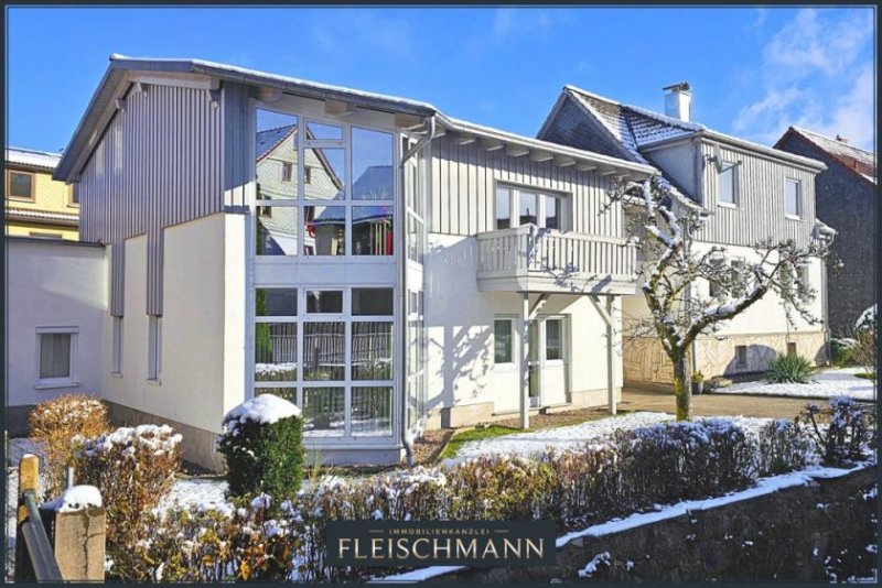 Zella-Mehlis Historisches Einfamilienhaus mit modernem Neubau und Wellnessbereich in Zella-Mehlis Haus kaufen