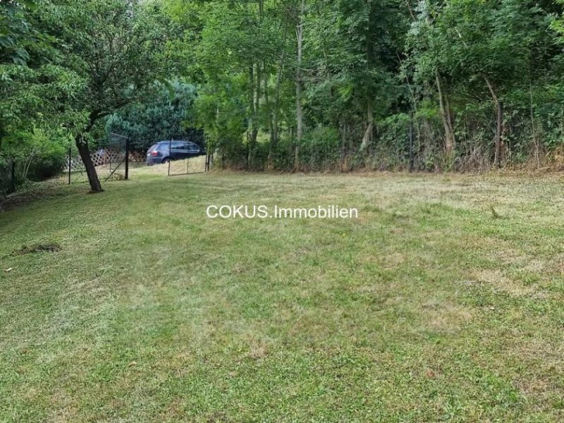 Asbach Entspannung pur: Garten mit Garage und Bungalow Grundstück kaufen