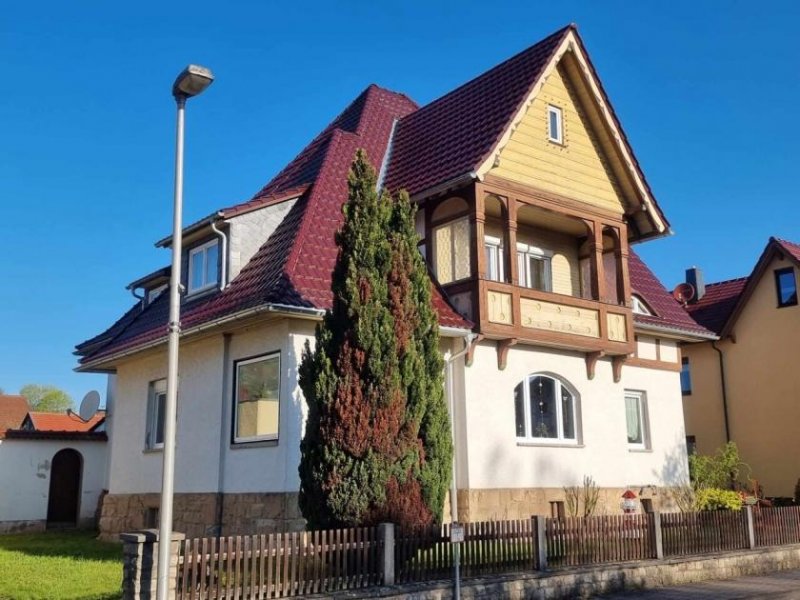 Schmalkalden Familienensemble mit Perspektive - saniertes Einfamilienhaus, Hinterhaus, Doppelgarage & großer Garten Haus kaufen