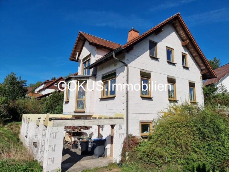 Schmalkalden Sonnenlage über Schmalkalden: charaktervolles 264‑m²‑Haus mit Panoramablick, Kamin & Gestaltungsspielraum Haus kaufen