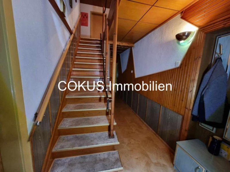 Steinbach-Hallenberg Behagliches Zuhause - größeres EFH mit Naturgarten und 3x Garage Haus kaufen