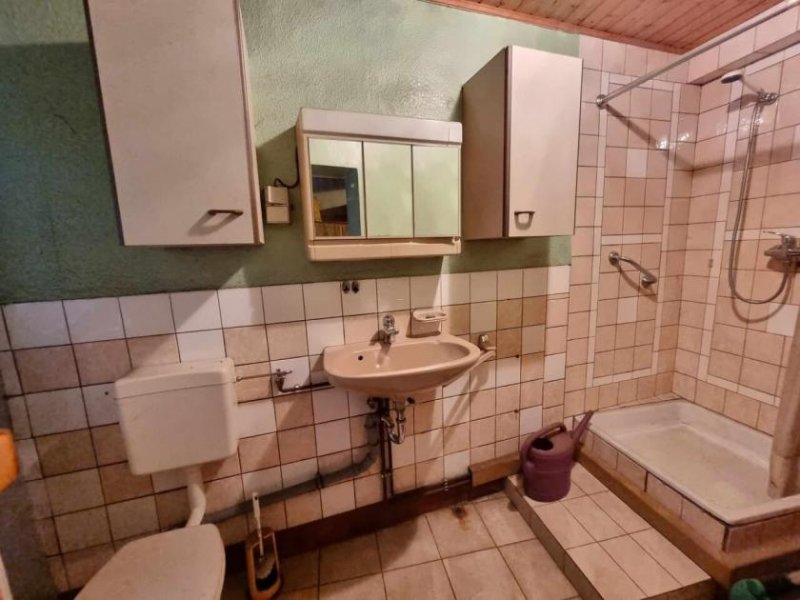 Floh-Seligenthal 🏠 Platzwunder mit Potenzial - 5-Zimmer‑Reihenendhaus in idyllischem Winzgrundstück Haus kaufen