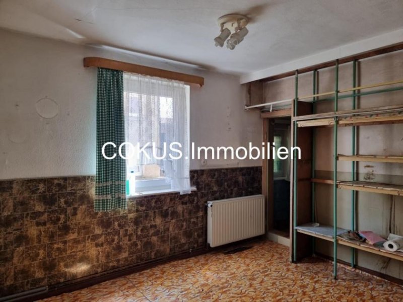 Wutha-Farnroda Endlich genug Raum für die Familie: Haus mit Garten, 2 Garagen & Sonnenplus in Wutha-Farnroda 🏡☀️ Haus kaufen