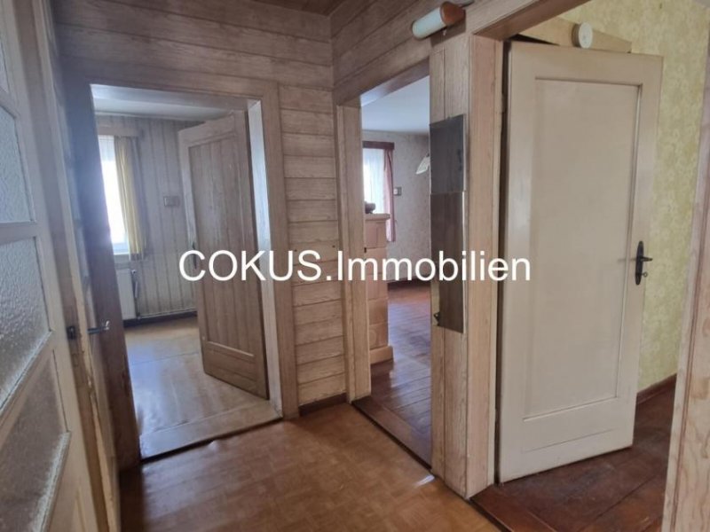 Wutha-Farnroda Endlich genug Raum für die Familie: Haus mit Garten, 2 Garagen & Sonnenplus in Wutha-Farnroda 🏡☀️ Haus kaufen