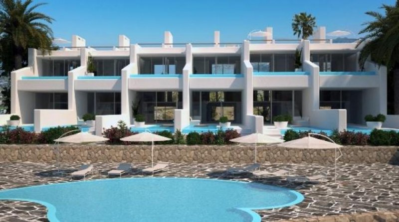 Kyrenia, Eigentum auf Mittelmeerinsel Zypern direkt am Meer! Wohnung kaufen