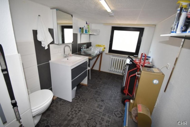 Ellrich Platz für die größere Familie - überwiegend modernisiertes Ein- / Zweifamilienhaus in ruhiger Lage Haus kaufen
