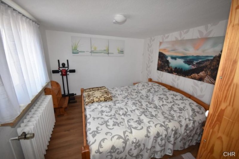 Ellrich Platz für die größere Familie - überwiegend modernisiertes Ein- / Zweifamilienhaus in ruhiger Lage Haus kaufen