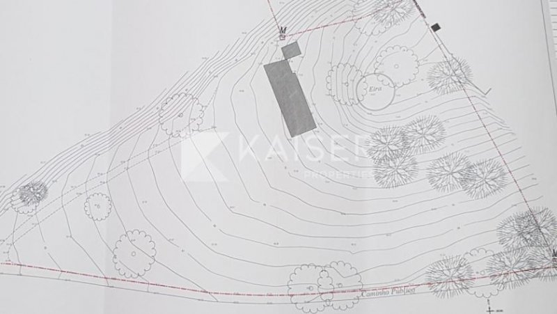 Algoz Diese wunderschöne einstöckige Villa mit 3 Schlafzimmern und Garage befindet sich im Bau auf einem 122.840 m² großen in der