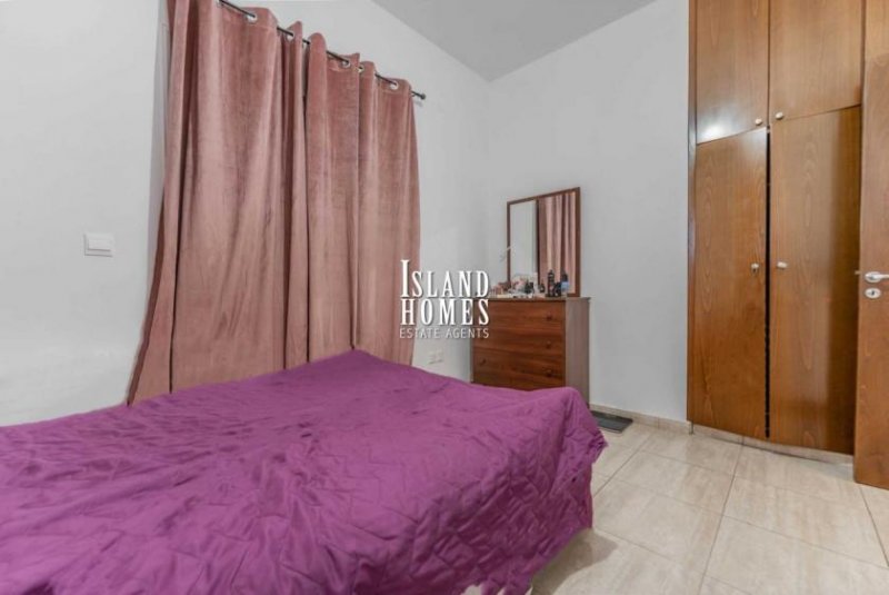 Avgorou 2 bedroom, 1 bathroom, semi-detached bungalow in quiet rural area of Avgorou village with Title Deed for share of land - on a l