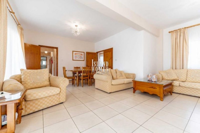 Ayia Napa 4 bedroom, 2 bathroom detached bungalow on 728m2 plot with TITLE DEEDS in Ayia Napa - LDA102Set on a huge plot, in a quiet yet