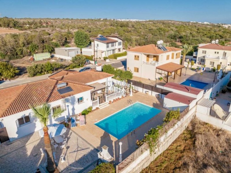 Ayia Napa 4 bedroom, 2 bathroom detached bungalow on 728m2 plot with TITLE DEEDS in Ayia Napa - LDA102Set on a huge plot, in a quiet yet