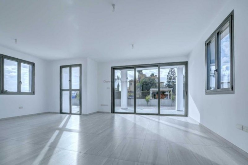 Ayia Thekla 3 Bedroom, NEW BUILD villa with 436m2 plot on an exclusive gated community of seven boutique villas in Ayia Thekla - develop