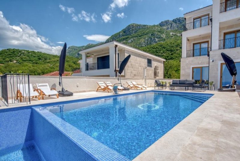 Blizikuce A hotel in a luxury complex is for saleHotel for sale in Tudorovići in a luxury closed complex 15 minutes from the city of off
