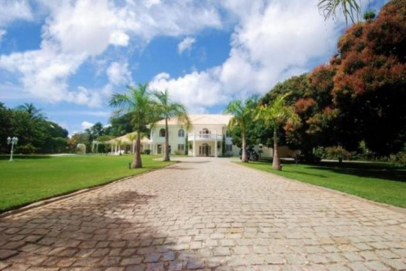 Brasilien grosse 850m2 Villa mit 6 Suiten in Lauro de Freitas Bahia Haus kaufen