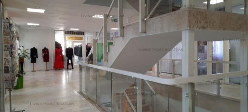 Budapest III. kerület Óbuda Újlak legforgalmasabb részén, üzletház emeletén, 18 m² üzlet/irodahelyiség hosszú távra kiadó.
Gewerbe