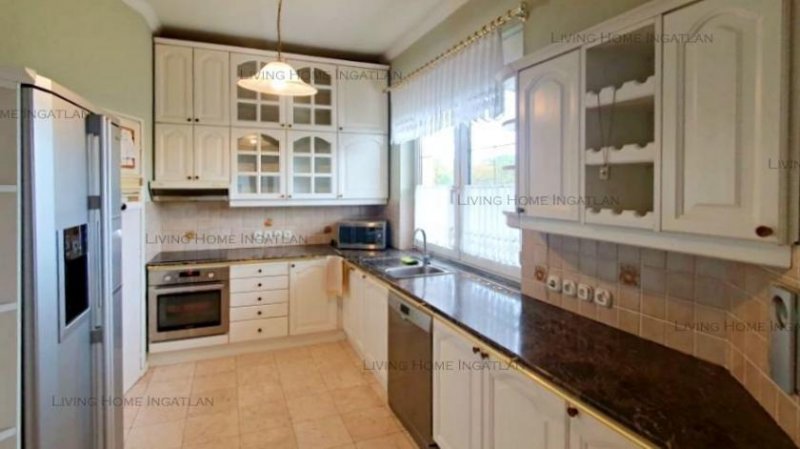 Budapest III. kerület III. Táborhegyen 700 nm-es ház 1511 nm-es telken eladó!
Intézmények, rekreációs cégek, egészségügyi központok, Haus