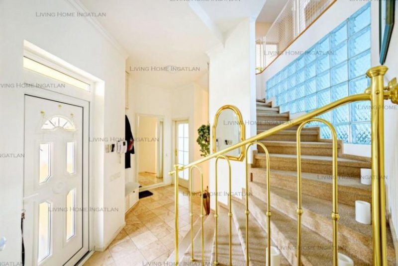 Budapest III. kerület III. Táborhegyen 700 nm-es ház 1511 nm-es telken eladó!
Intézmények, rekreációs cégek, egészségügyi központok, Haus