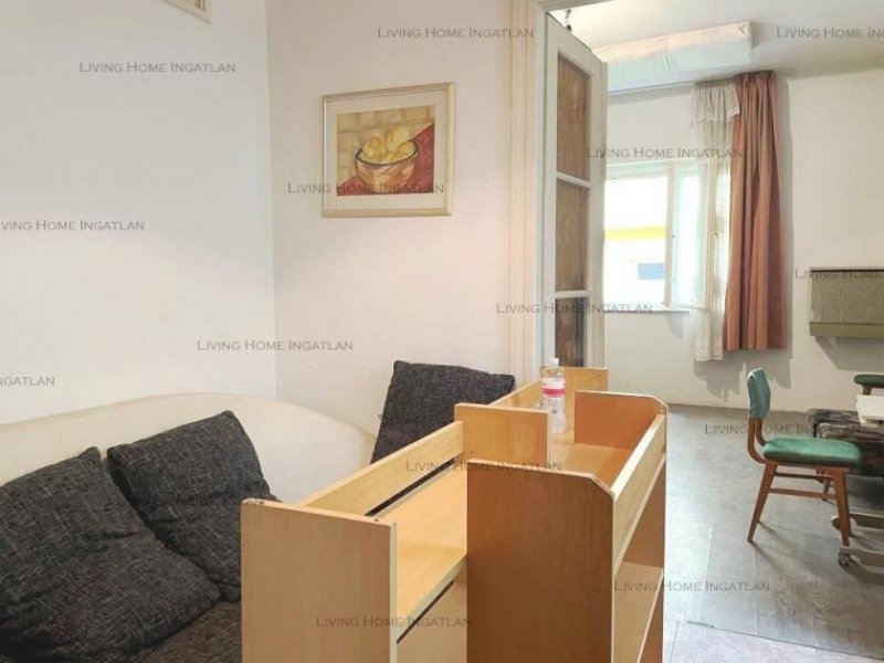 Budapest III. kerület Kiváló befektetés a Kolosy tér szomszédságában!
Eladó a III kerületben, a Bécsi úton, 2 utcafronti üzletnyitási