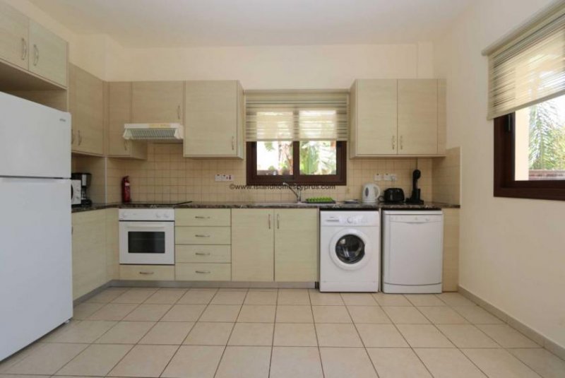 Cape Greko High quality 3 bedroom, 2 bathroom detached luxury villa in sought after location with Title Deeds available - GRV103.Set on a