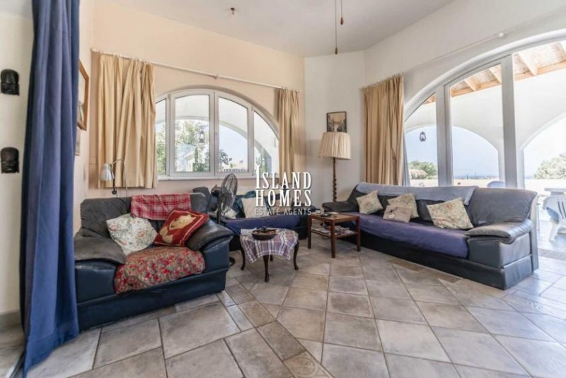 Deryneia 4 bedroom, 2 kitchen, 3 bathroom, 1 WC detached villa with TITLE DEEDS and SEA VIEWS on 938m2 plot in quiet Deryneia Village -