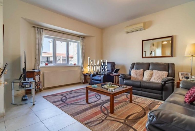 Frenaros 3 bedroom, 2 bathroom, link detached family home with TITLE DEEDS in quiet location on the outskirts of Frenaros - ASF132This