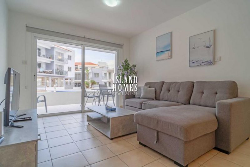Kapparis 2 Bedroom, 1 bathroom, ground floor apartment with TITLE DEEDS on a popular gated complex in a convenient location in Kapparis -