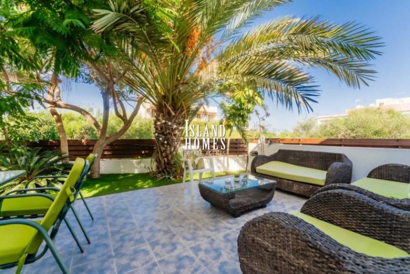 Kapparis 2 bedroom, ground floor apartment, including huge garden and outside space with TITLE DEEDS ready to transfer in Kapparis -