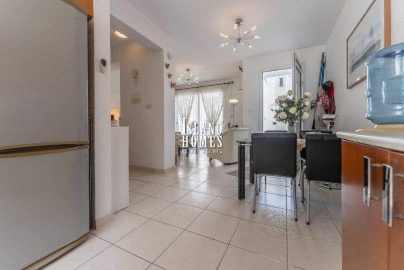 Kapparis 2 bedroom townhouse with private swimming pool and 25m2 roof terrace in quiet location of Kapparis - ENK103This delightful town