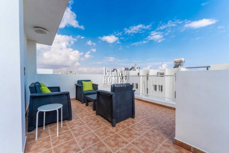 Kapparis 2 bedroom townhouse with private swimming pool and 25m2 roof terrace in quiet location of Kapparis - ENK103This delightful town