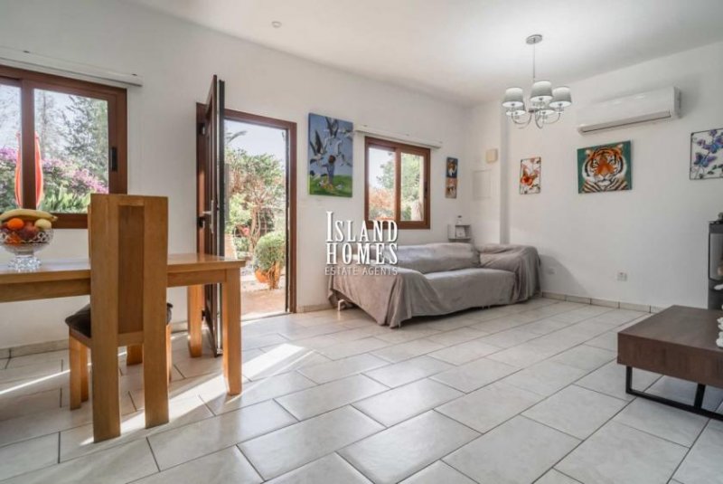 Liopetri 3 bedroom, 2 bathroom, 1 WC modernised detached villa with TITLE DEED for share of land in Liopetri Village - SCL105Set on a a