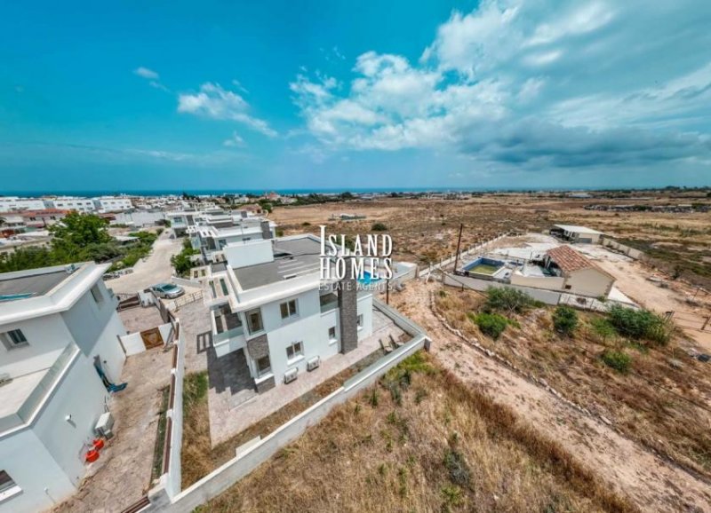 Paralimni BRAND NEW 4 bedroom, 2 bathroom detached villa on small development with SEA VIEWS in Paralimni - SCP104.This small development