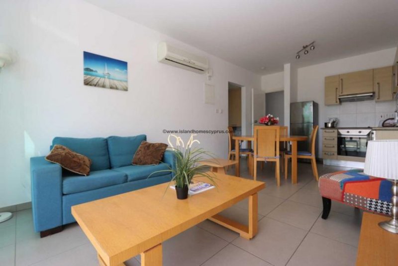 Protaras 1 bedroom, 1 bathroom ground floor apartment on Seafront complex in Protaras - COR114.This bright apartment occupies the bottom