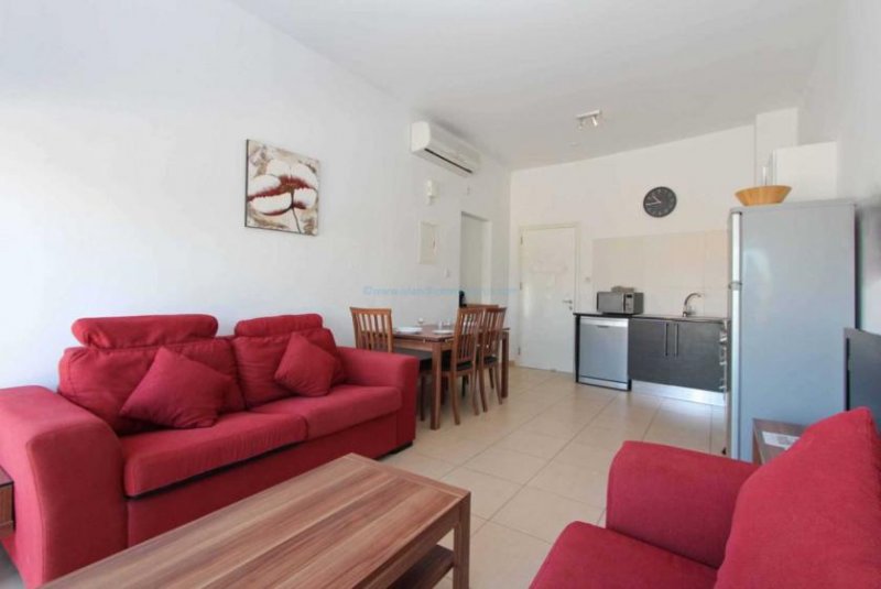 Protaras 1 bedroom apartment on SEA FRONT complex, with excellent facilities in Protaras! - COR106.Set on the Ground floor of a complex